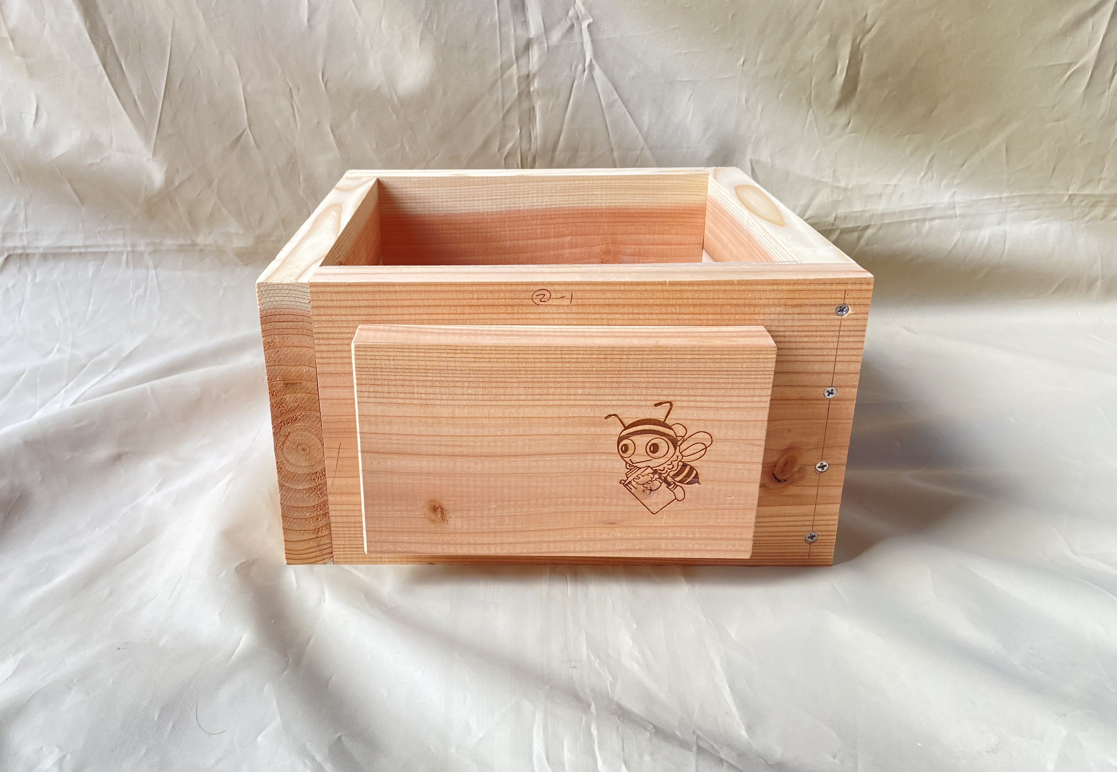 Beehive box